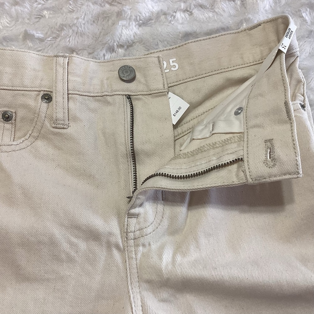 NEW J. Crew Slouchy Boyfriend Jeans in Ecru 25 - Picture 5 of 14